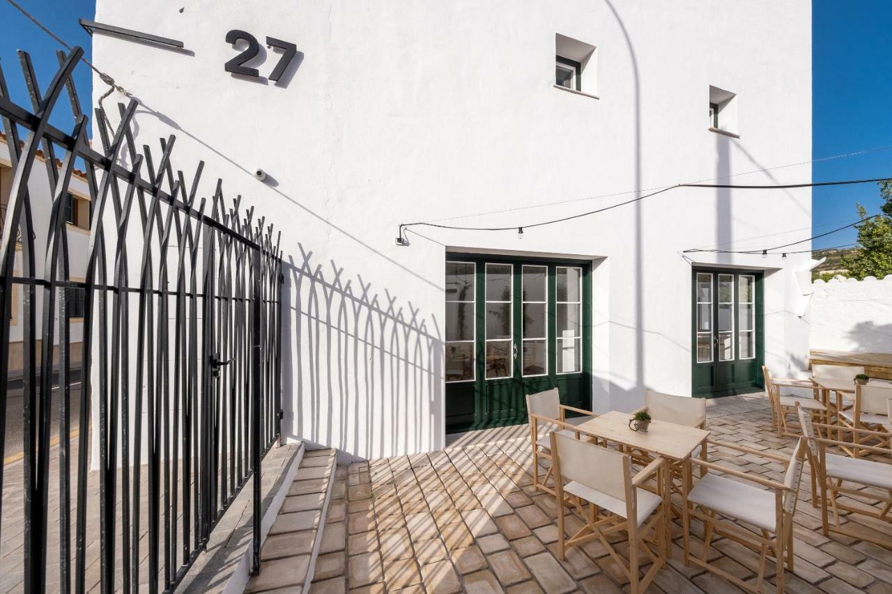 Hotel m - 27 Es Mercadal Exterior foto